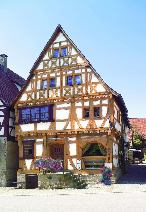 Hotel Restaurant Zum Nachtwaechter Lienzingen Εξωτερικό φωτογραφία