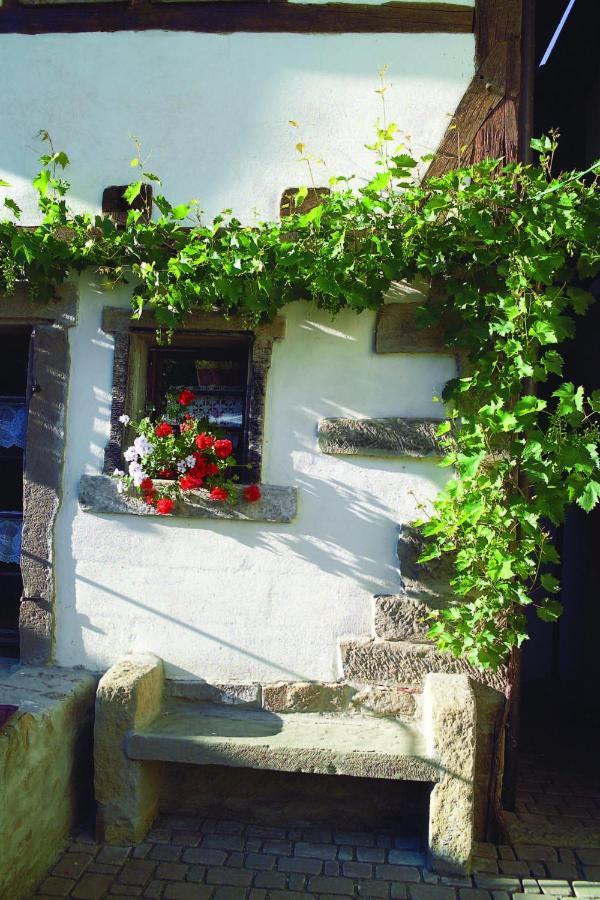 Hotel Restaurant Zum Nachtwaechter Lienzingen Εξωτερικό φωτογραφία
