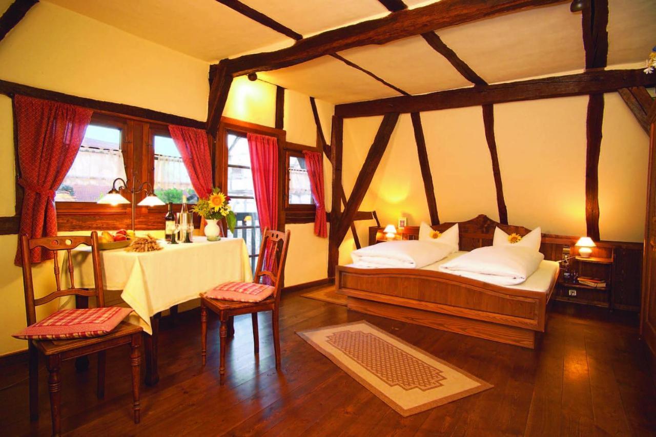 Hotel Restaurant Zum Nachtwaechter Lienzingen Δωμάτιο φωτογραφία